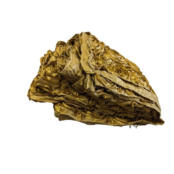 NWOT! COPPER SHIMMER RIBBON FLORAL EMBROIDERED TABLECLOTH, THROW! RAISED FINISH! - Picture 8 of 10